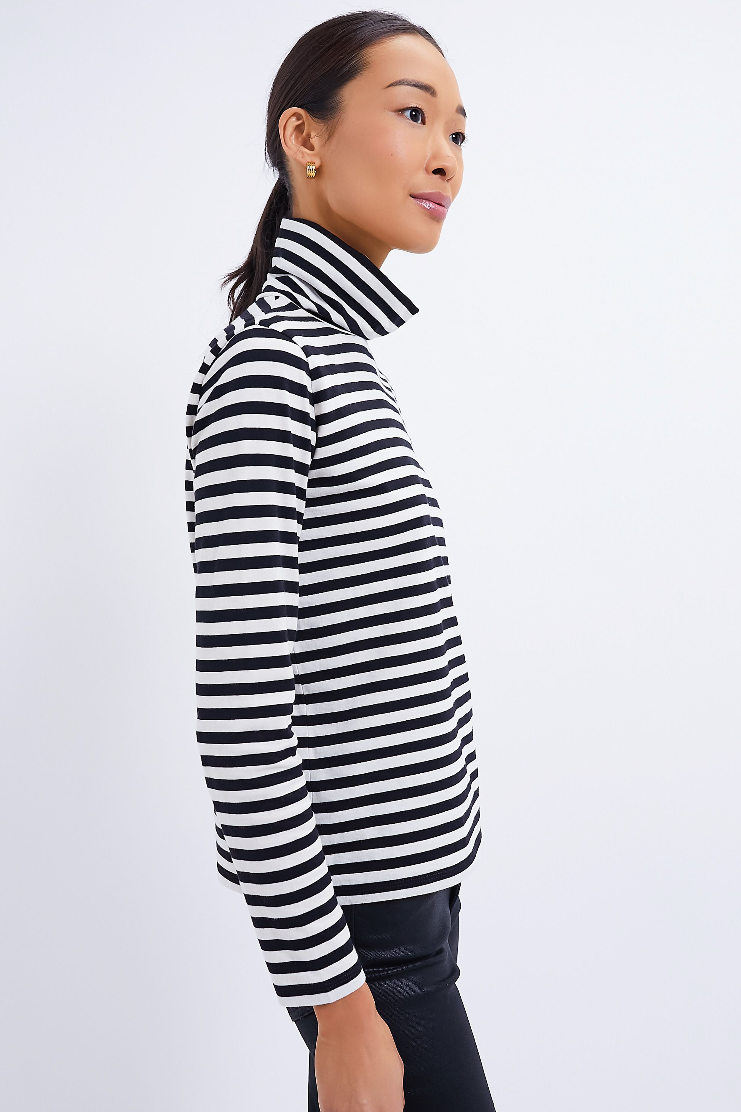 The Black and Cream Turtleneck-Beilave