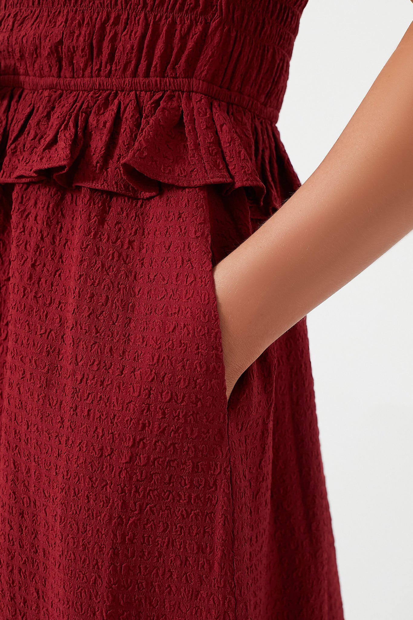 Red Regina Seersucker Flutter Sleeve Dress-Beilave