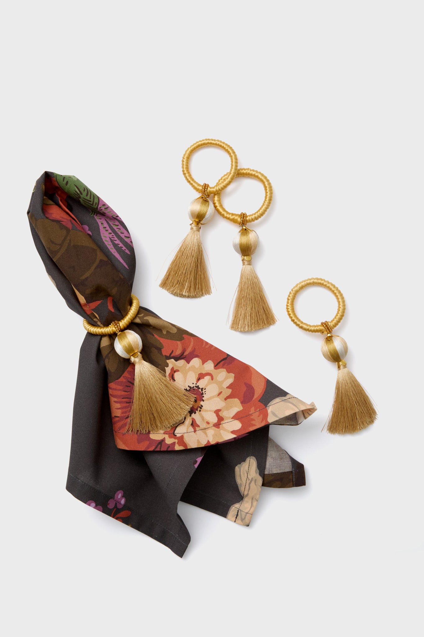 Gold Tassel Napkin Rings (Set of 4)-Beilave