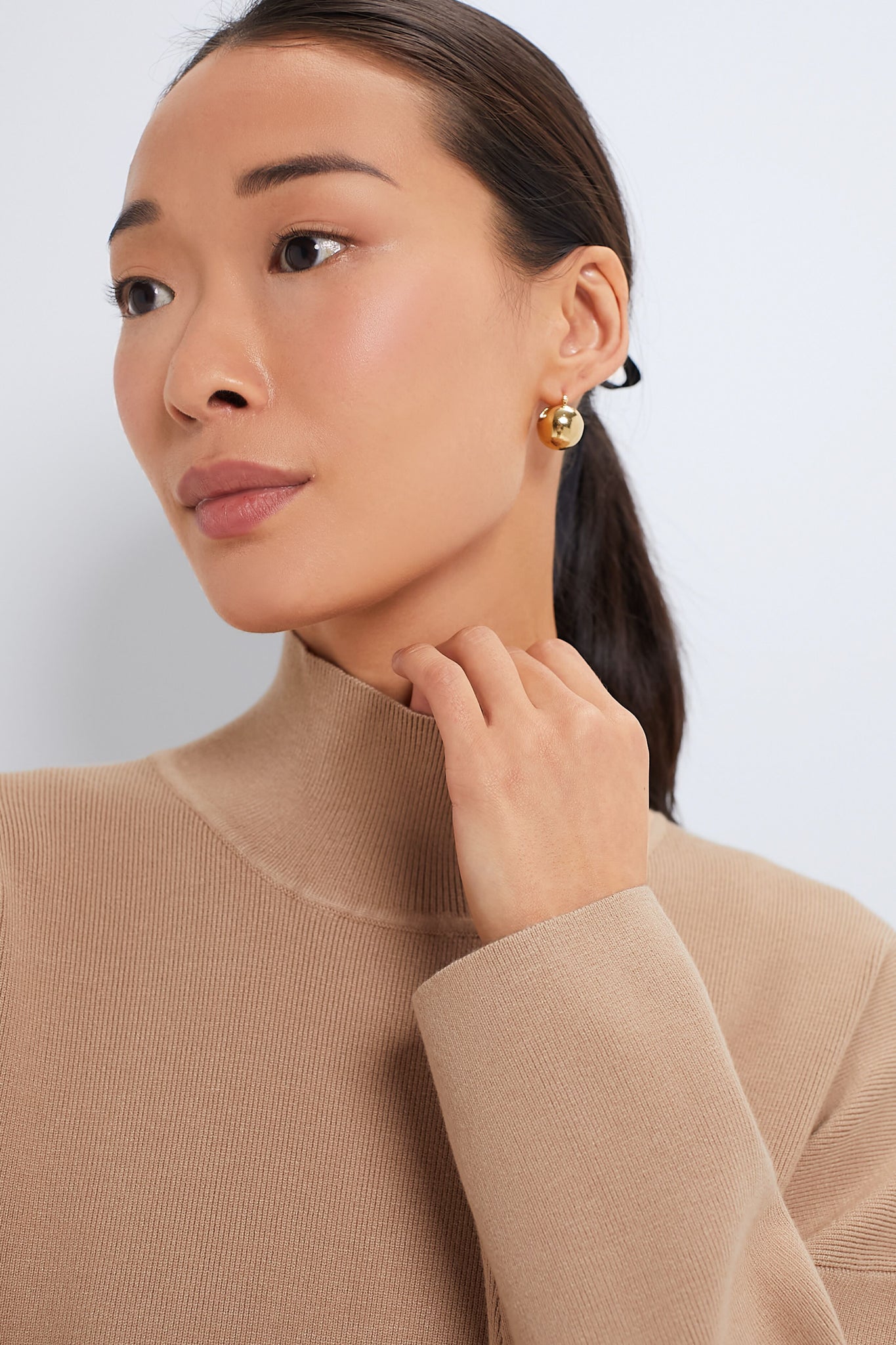 Tan Cessie High Neck Sweater-Beilave