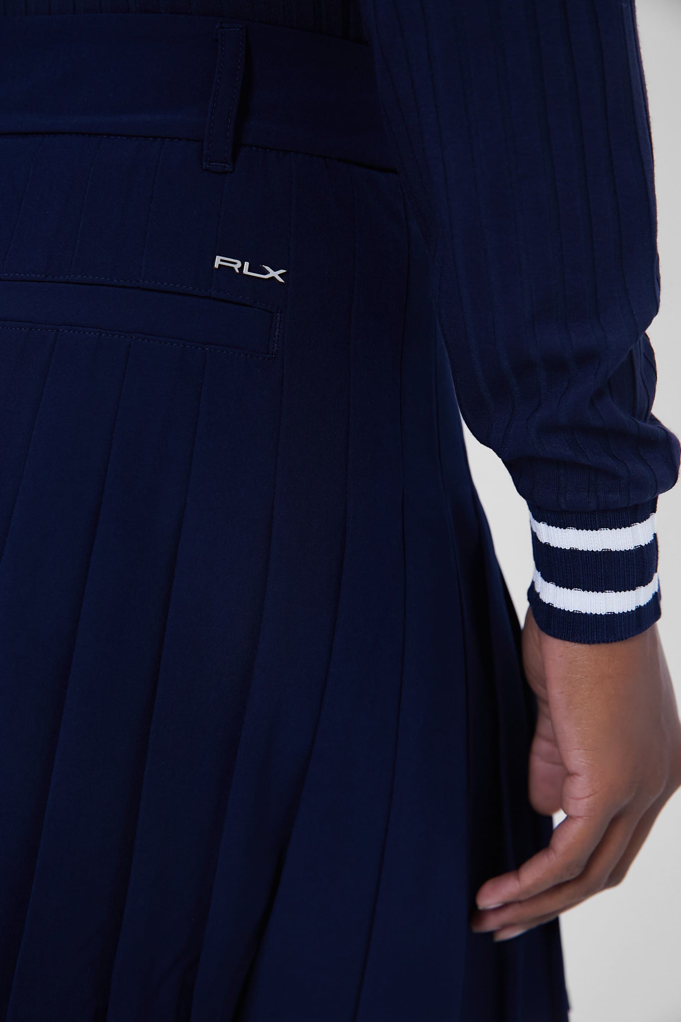 Refined Navy 4 Way Stretch 15 Inch High Waisted Pleated Skort-Beilave