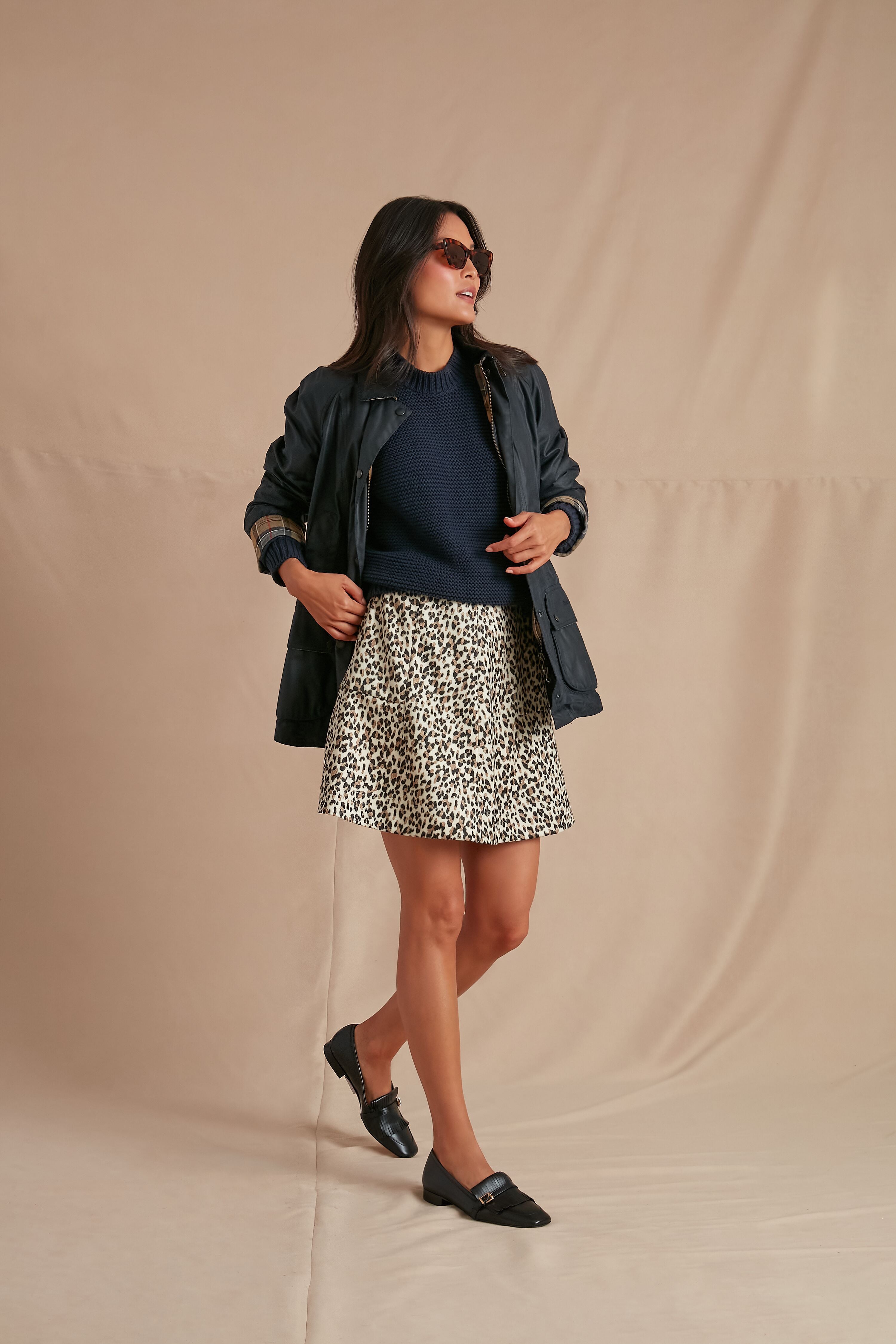 Dark Navy Button Back Crewneck Sweater-Beilave