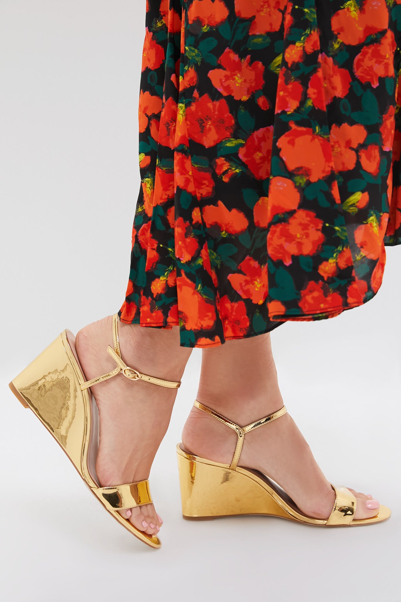Gold Delphine Wedges-Beilave