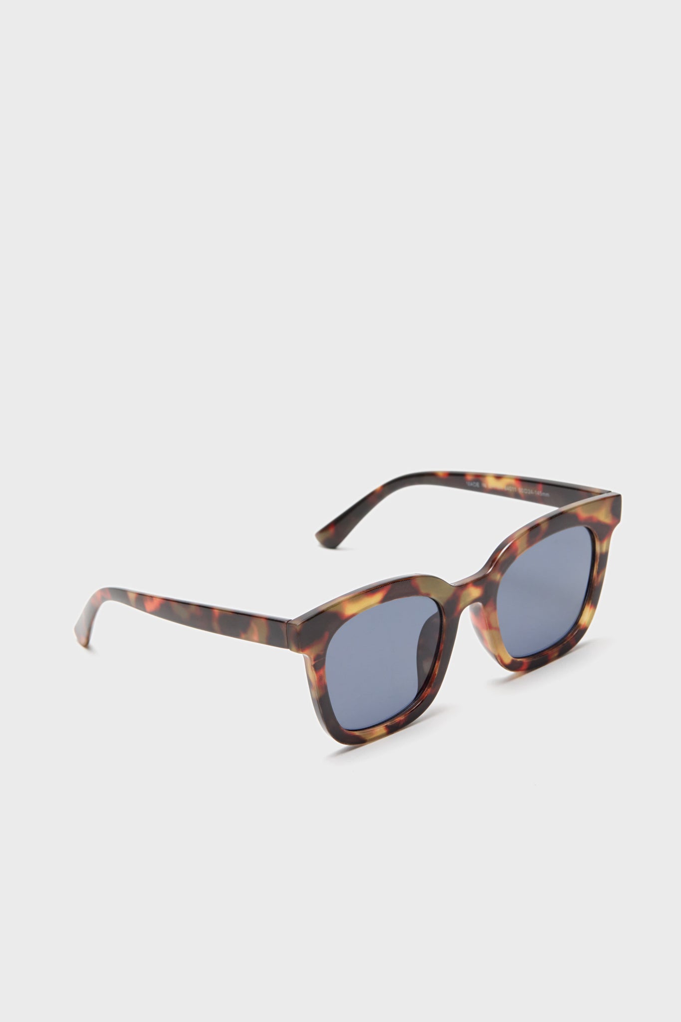Exclusive Tortoise Walker Sunglasses-Beilave
