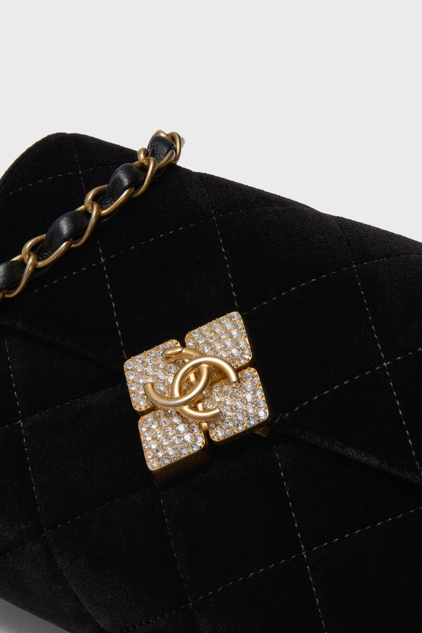 CHANEL Black Quilted Velvet With Crystals Mini Diamond Lock CC Flap Bag-Beilave