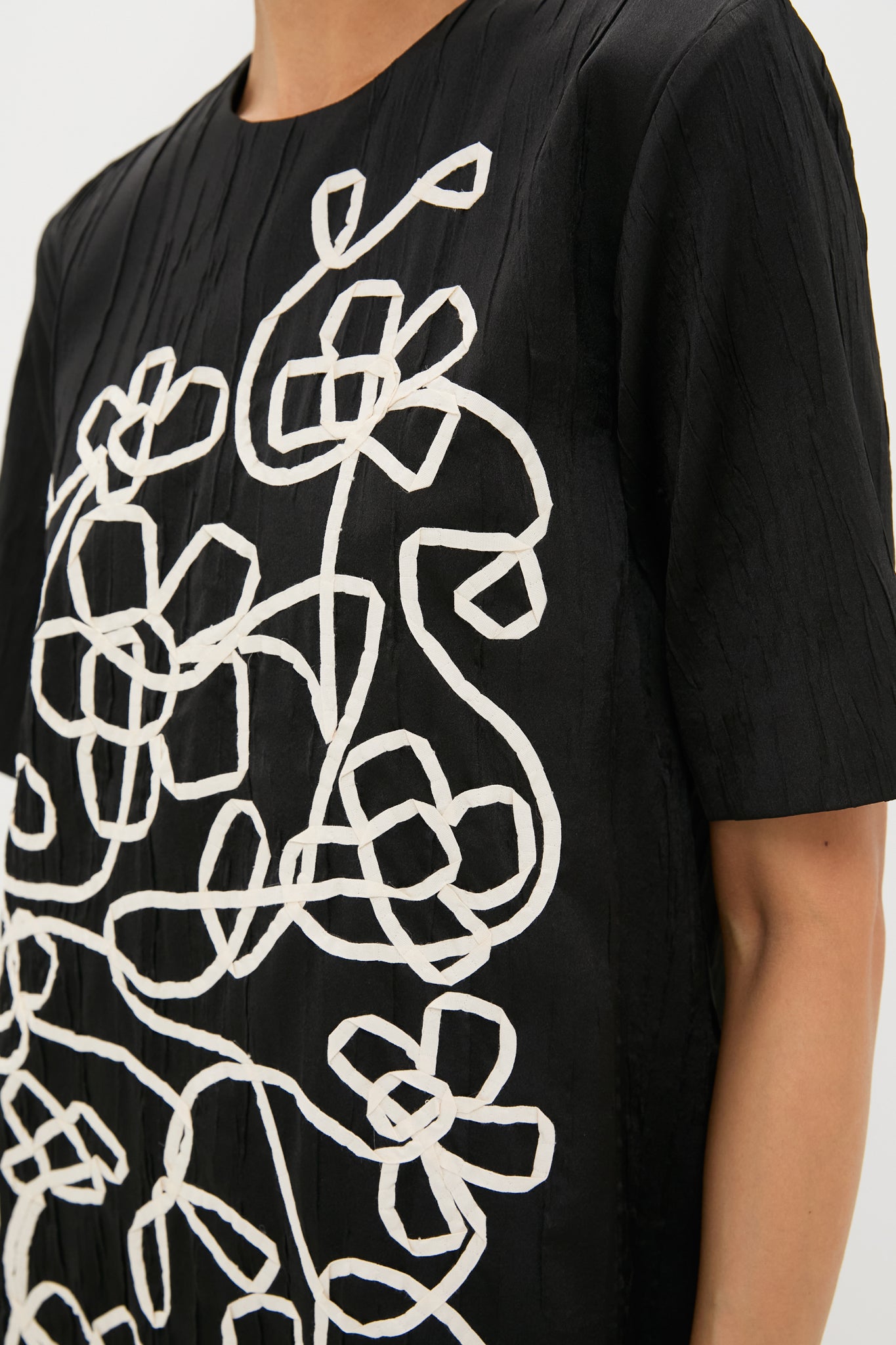 Onyx and Ivory Classic Katya Mini Dress-Beilave