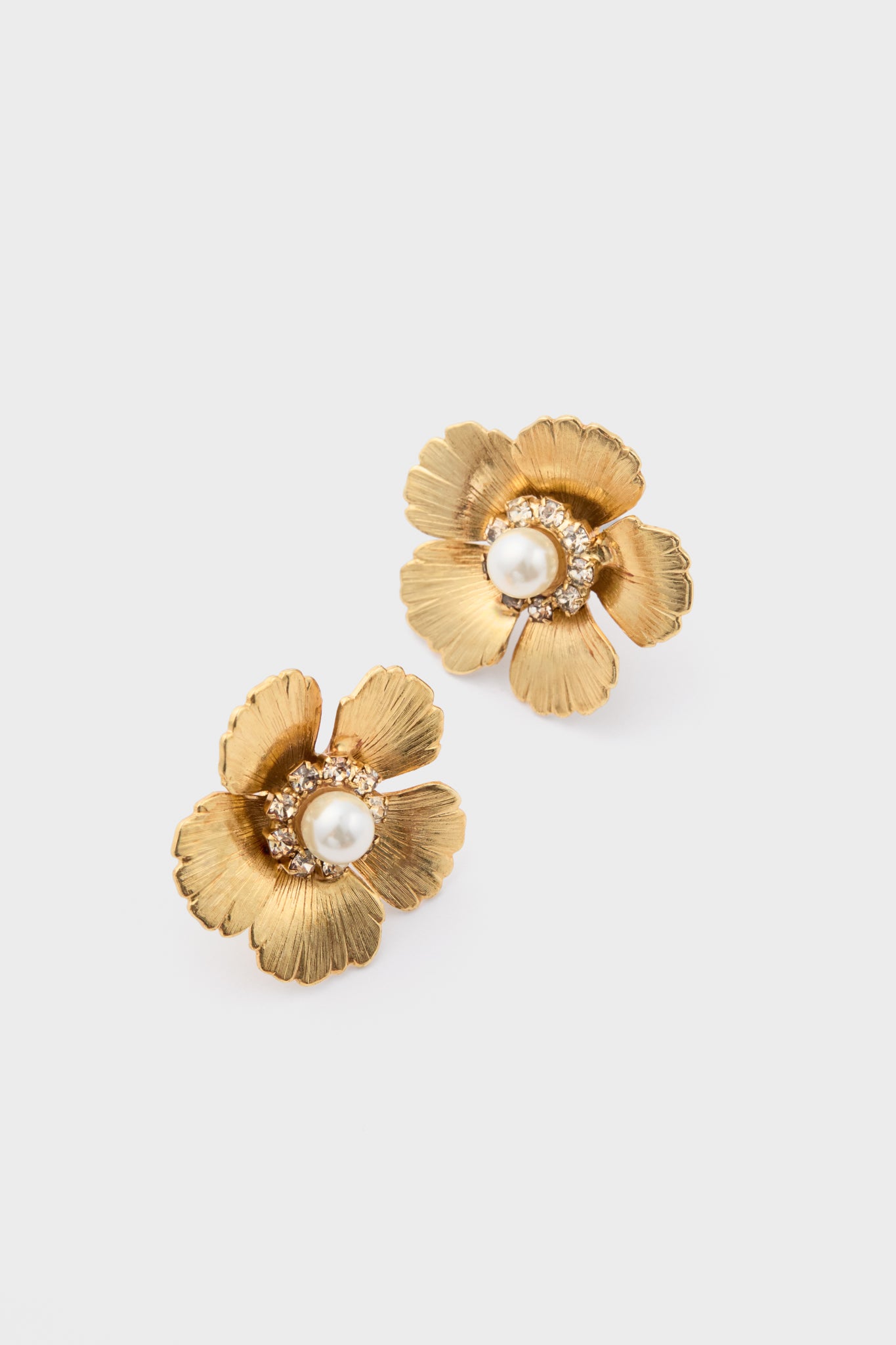 Gold Ravina Earrings-Beilave