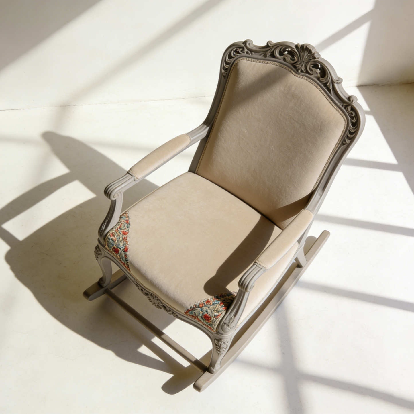 Rocking chair français classique