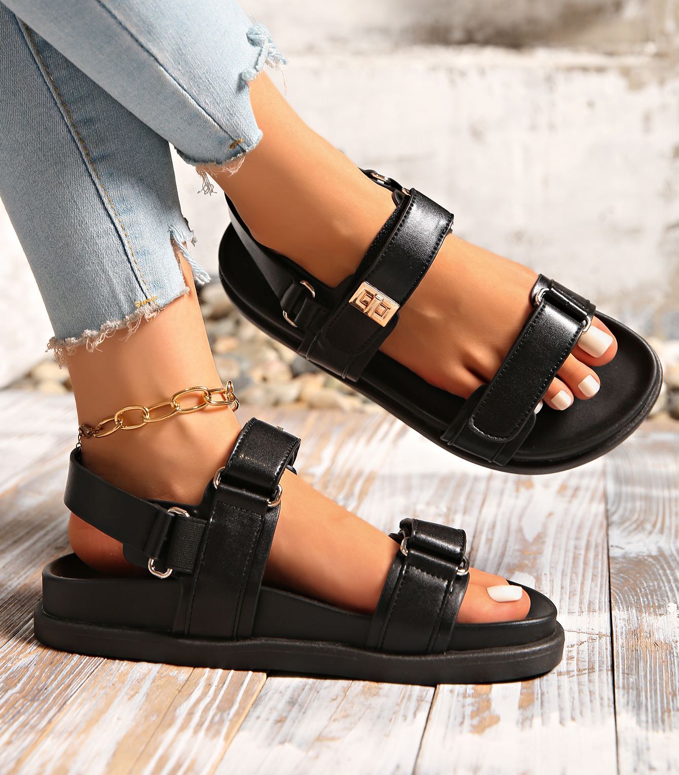 🔥New Arrivals🔥 Women's Comfortable Flat Sandals with Adjustable Back Strap