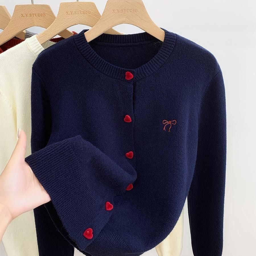 Clearance Sale🔥 Women's Casual Solid-Color Cotton Long-Sleeve Cardigan