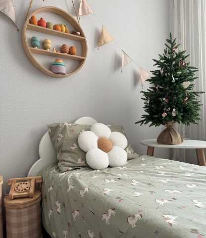 Daisy Pillow, Flower Pillow, Cushion, Home Decor, Decorative Pillow, Plush Pillow, Nursery Decor, Kids’ Room Decor