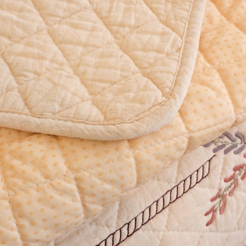 Flower Embroidered Cotton Linen Sofa Cover: Anti-Slip Couch Protector, Seasonal Cat Dog Pad