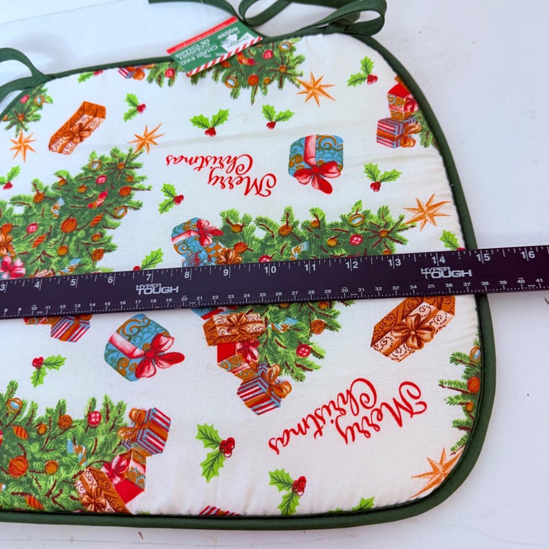Vintage Christmas Tree Seat Cushion, Holiday Chair Pad with Ties, Festive Retro Padded Kitchen Deco