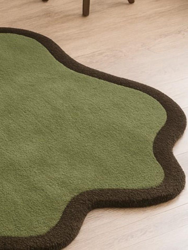 Hand "Tufted Rug" Modern Irregular Shape "for Living Room" (4 x 5 ft )