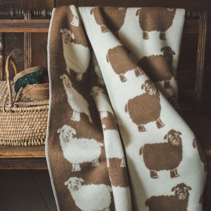 4 Multiple Colors, Wool Blanket Natural New Zealand Wool 130x200cm Double-sided Reversible Blanket Throw Plaid Warm with Old sheep Gift