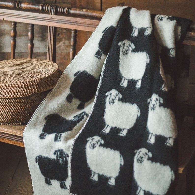 4 Multiple Colors, Wool Blanket Natural New Zealand Wool 130x200cm Double-sided Reversible Blanket Throw Plaid Warm with Old sheep Gift