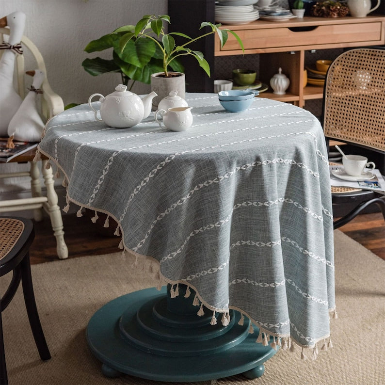 Round Linen Tablecloth: Bohemia Twist Stripes with Tassels