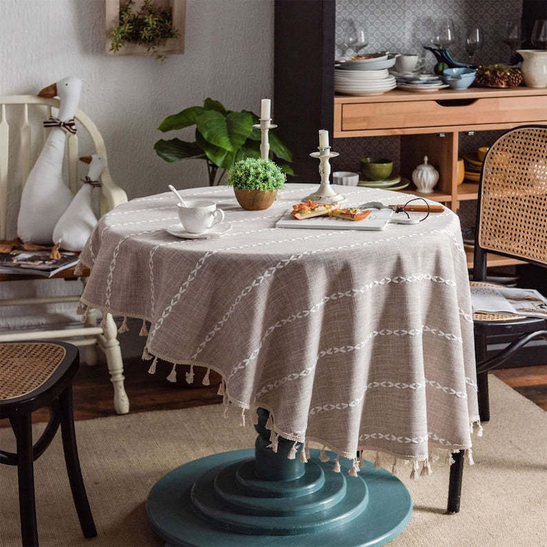 Round Linen Tablecloth: Bohemia Twist Stripes with Tassels