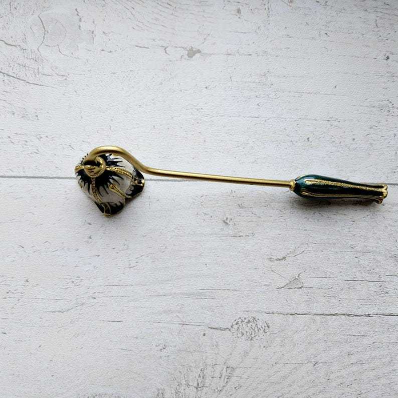 Elegant Candle Snuffer: Christmas Home Decor Gift