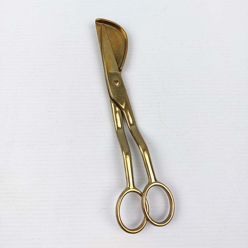 Antique Brass Candle Snuffer with Stand - Vintage Candle Flame Extinguisher, Elegant Home Decor