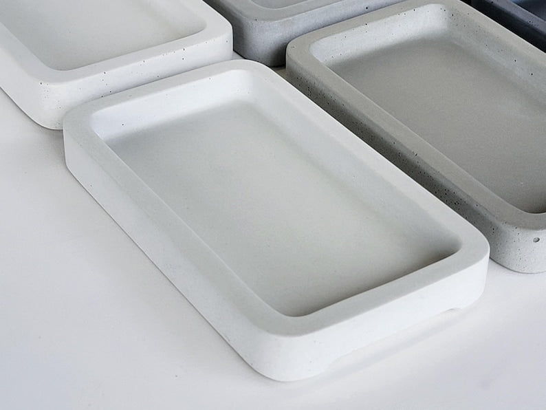 Handmade Concrete Tray – Minimalist Decorative Tray for Bottles, Candles, Jewelry, Keys – Modern Tray, Countertop Organizer, Home Decor Gift