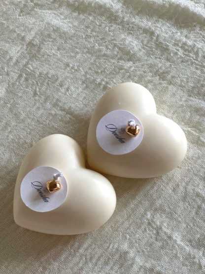 Handmade Heart Candles: Soy Wax with Gold Beads - Wedding Favors
