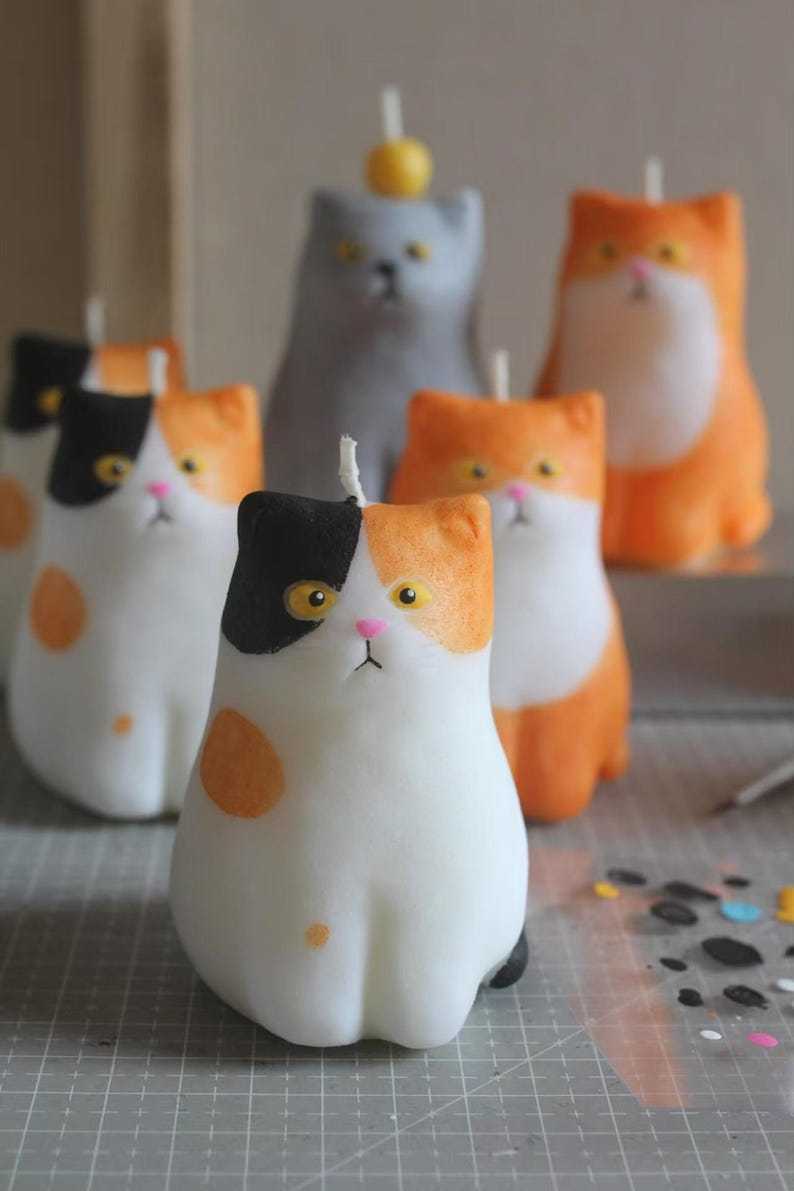 Handmade Cat Scented Candle, Artistic Cat Candle, Cute Cat Lovers Gift, Eco-friendly Candle with Gift Tray & Matches