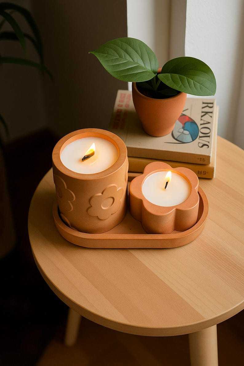 Daisy Concrete Soy Candle Set with Tray | Wooden Wick | Handmade Home Decor Gift