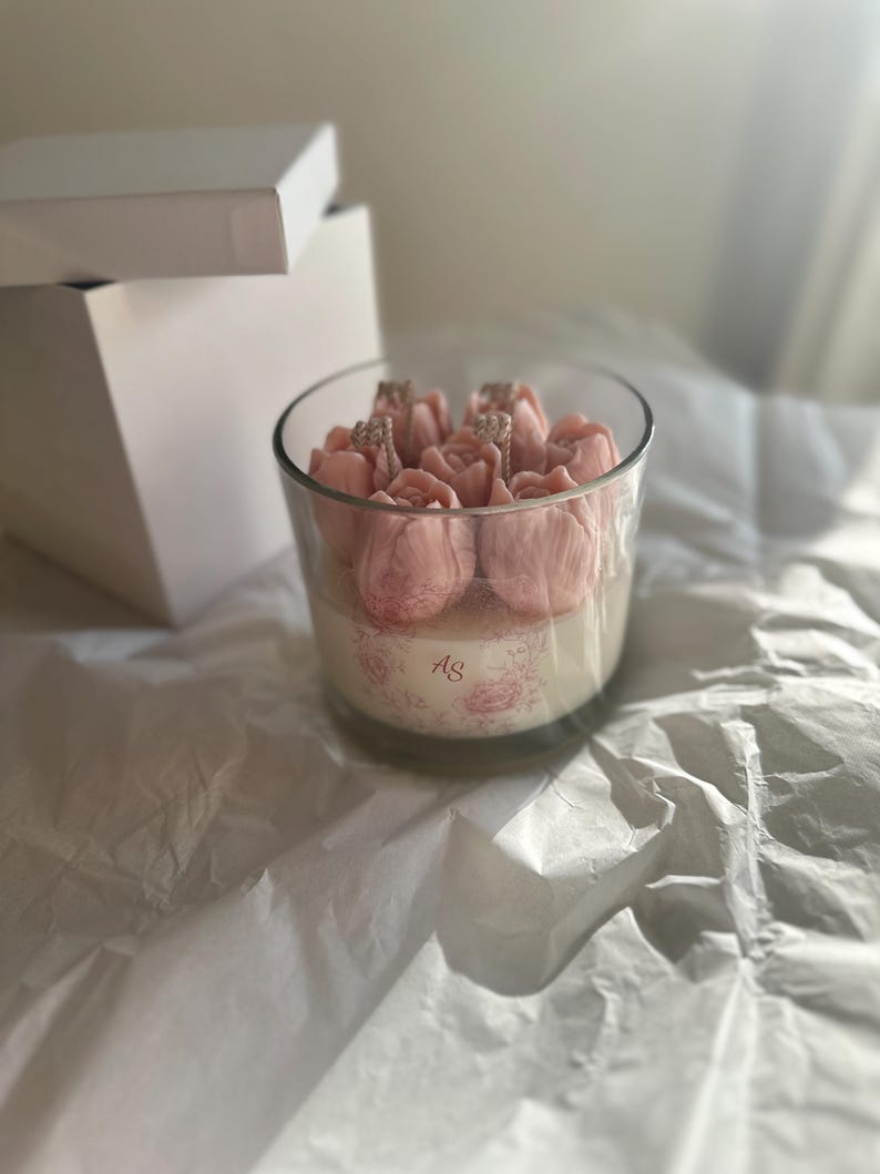 Handmade Coconut Beeswax Candle | Floral Tulip Arrangement in Glass