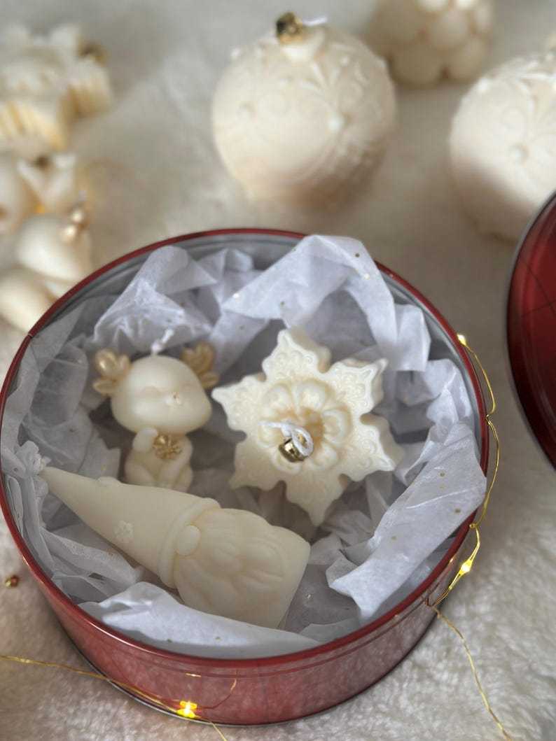 Gold Reindeer Candle,Christmas Gift, Winter Home Decor, Handmade Soy wax