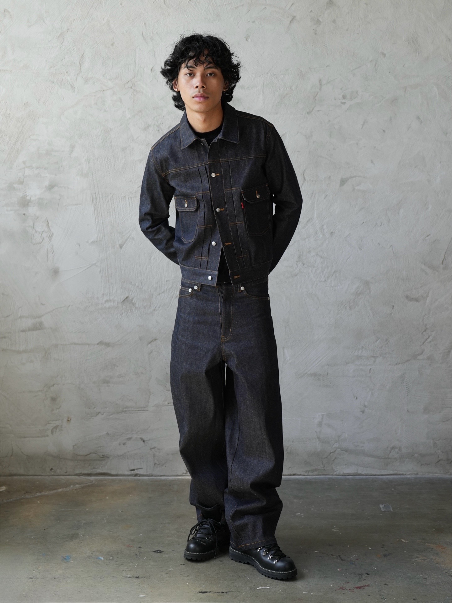 DARK INDIGO DENIM JACKET