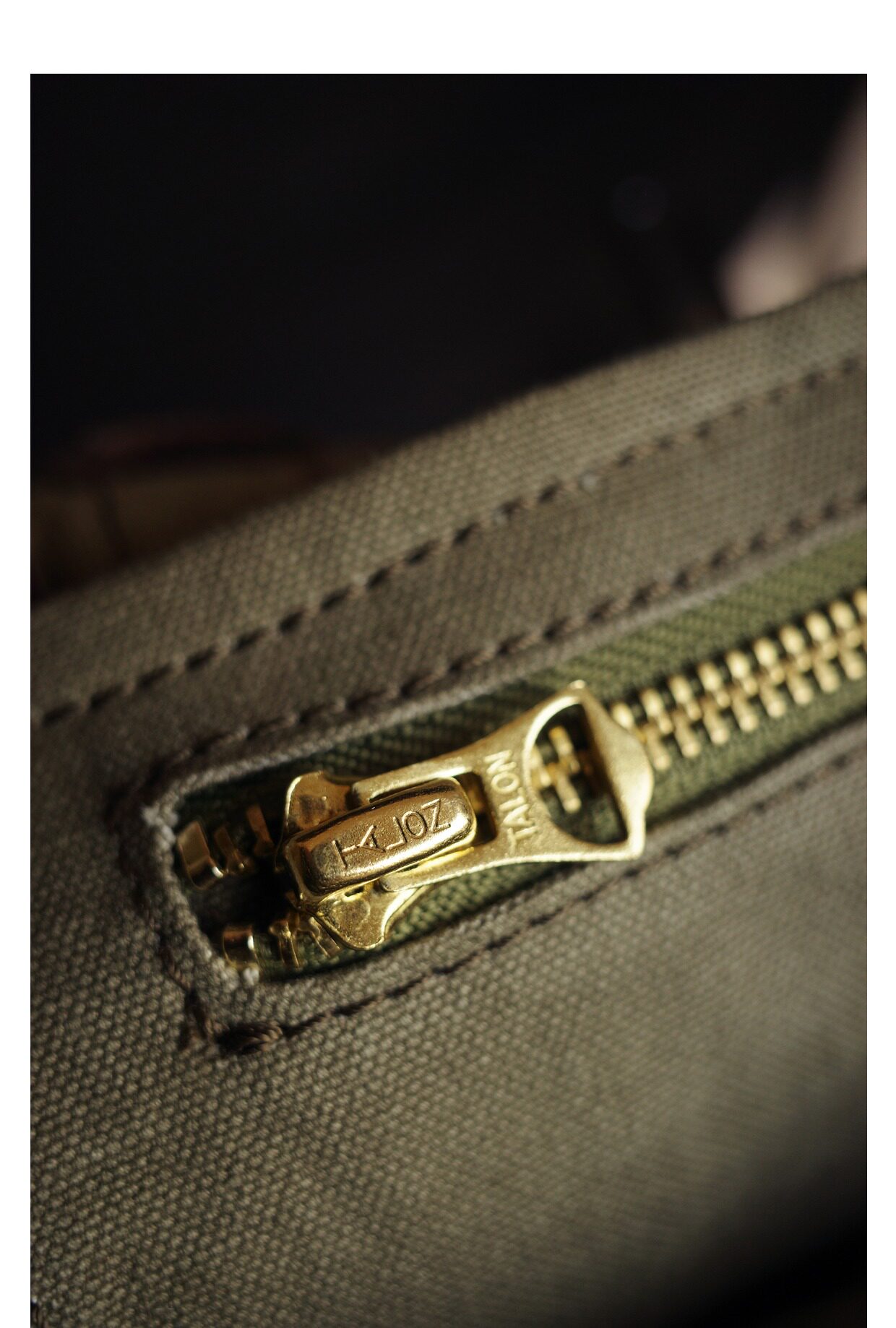 Large capacity crossbody bag