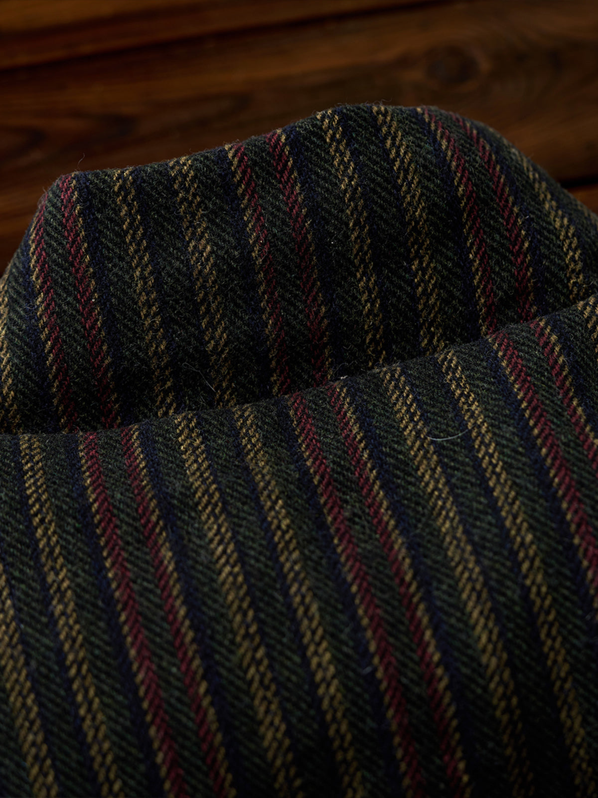 Retro-Style Brushed Stripe Jacquard Vest