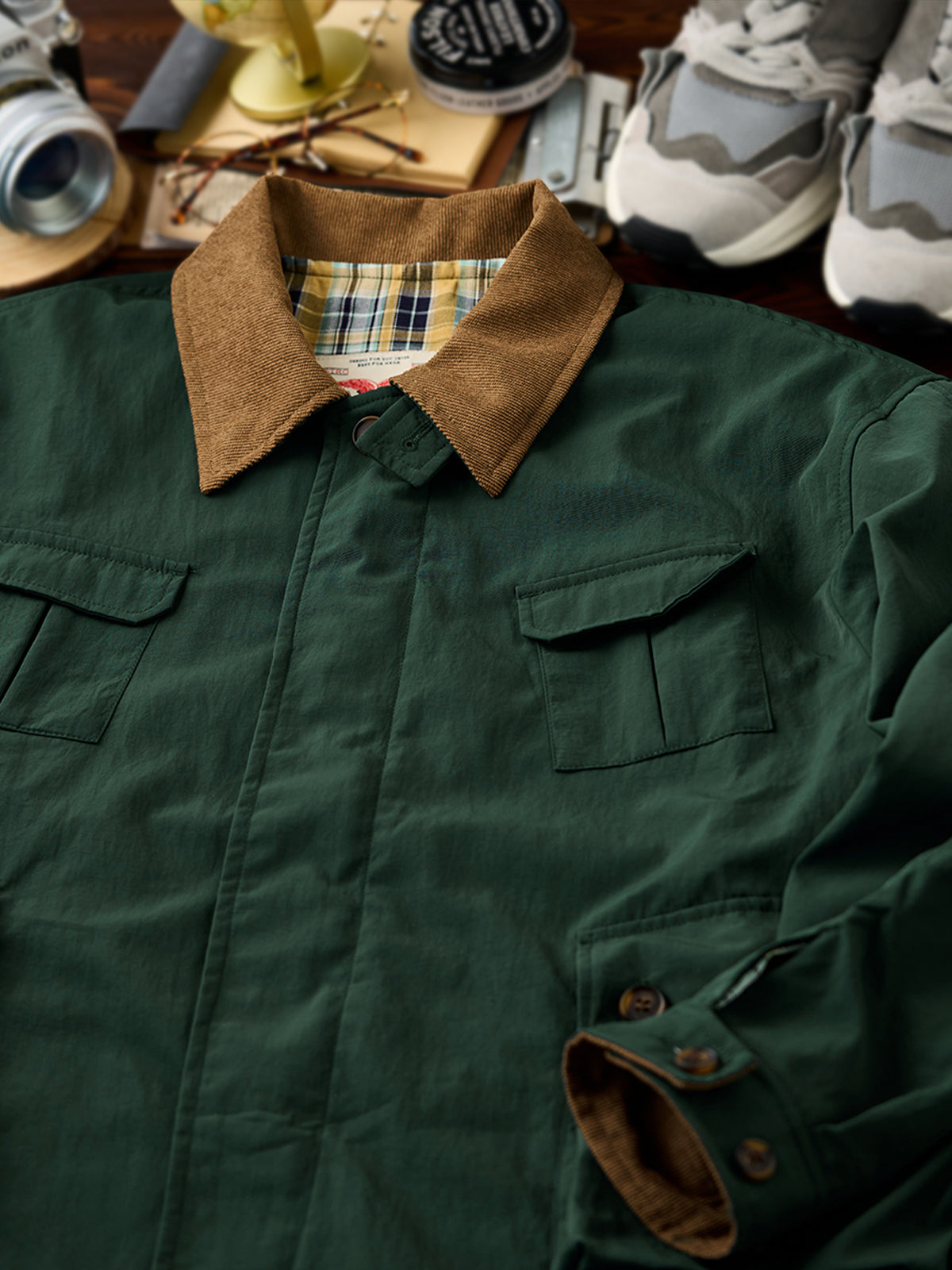 Corduroy-Lined Collar and Cuffs Water-Repellent Hunting Jacket