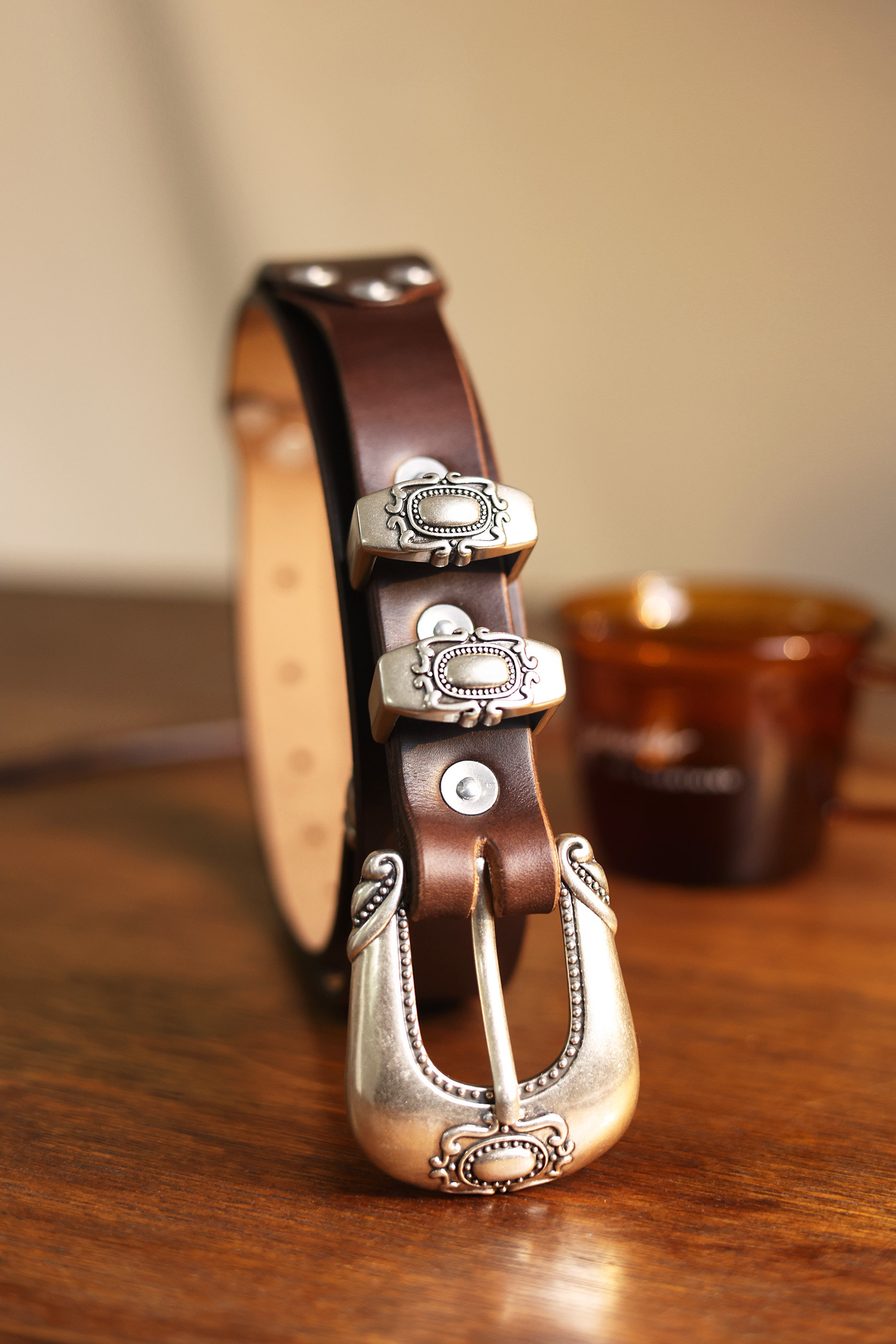 Silver rivet engraved top-grain leather belt 3.5cm