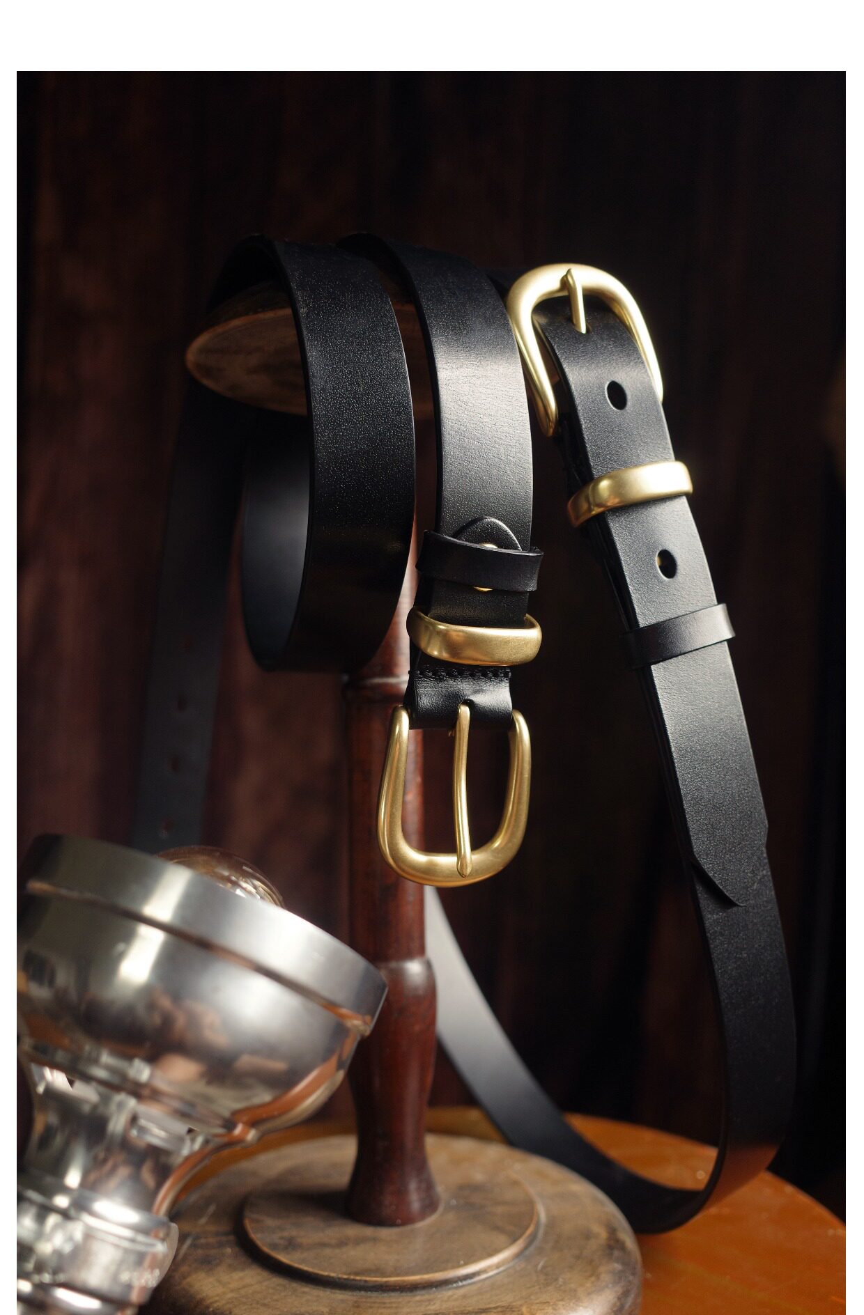 Horseshoe buckle belt