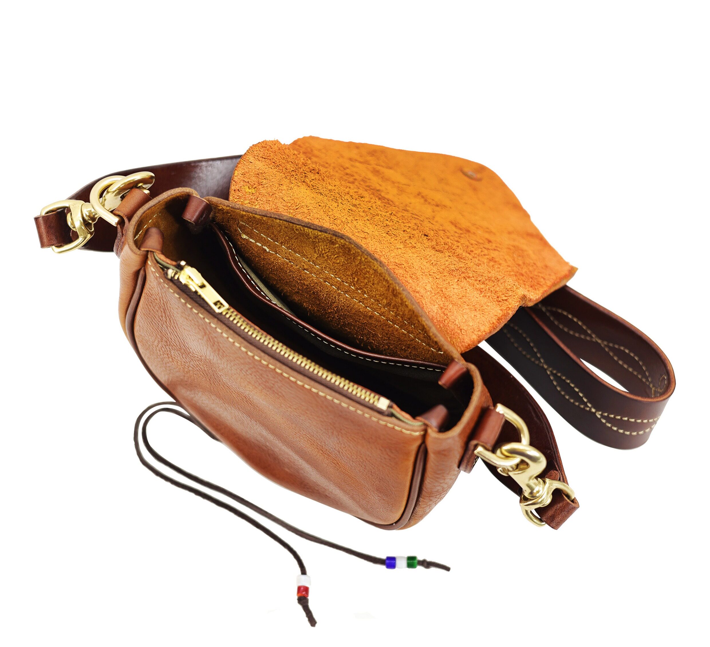 Crossbody saddle bag