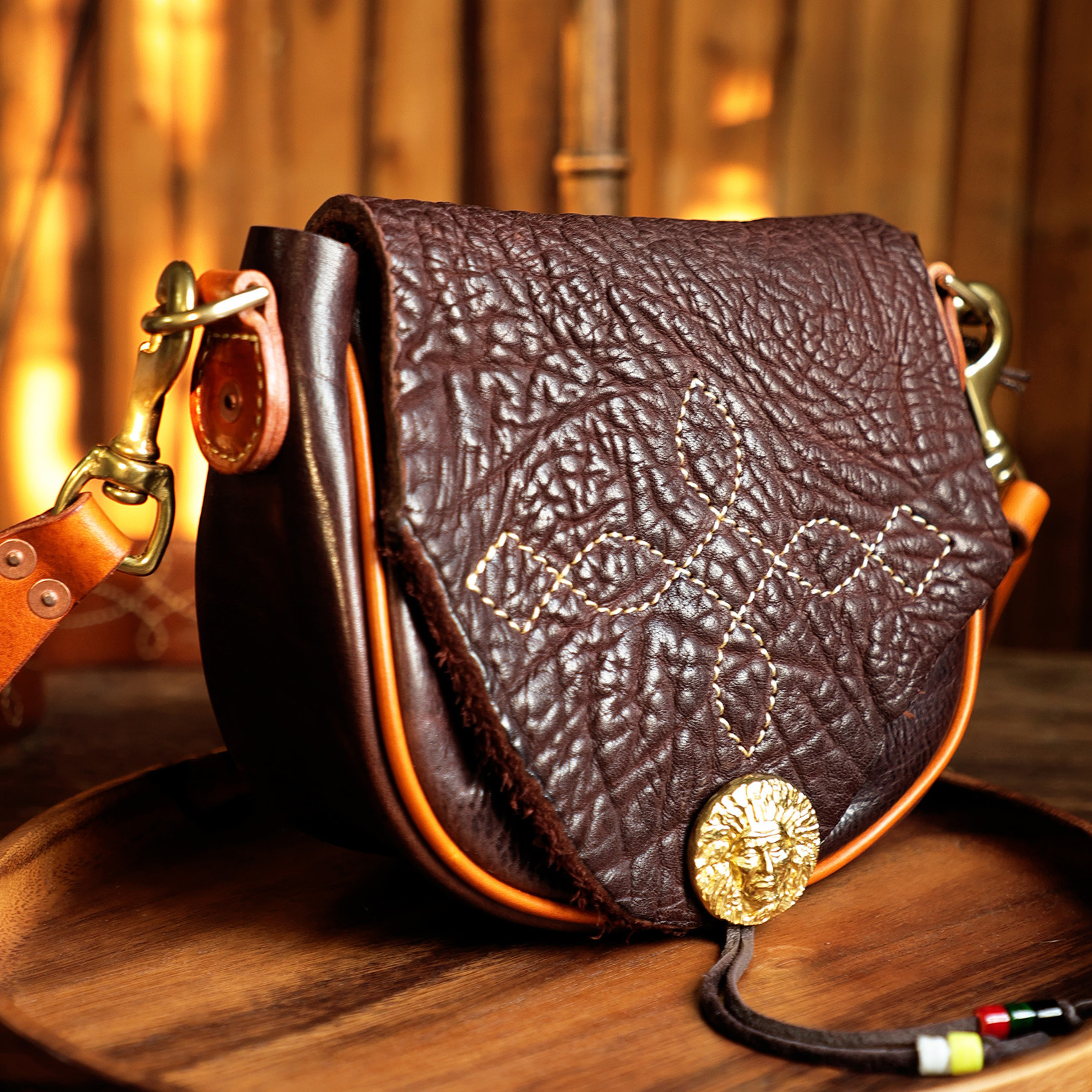 Crossbody saddle bag