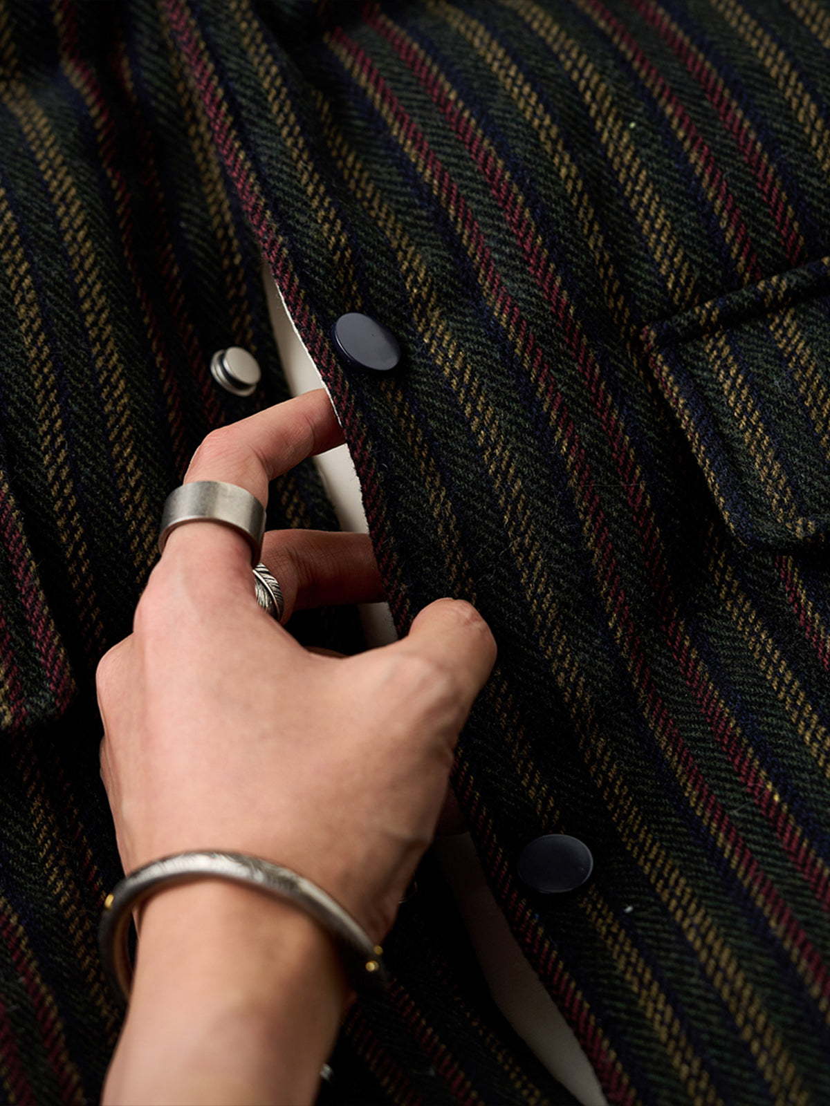 Retro-Style Brushed Stripe Jacquard Vest