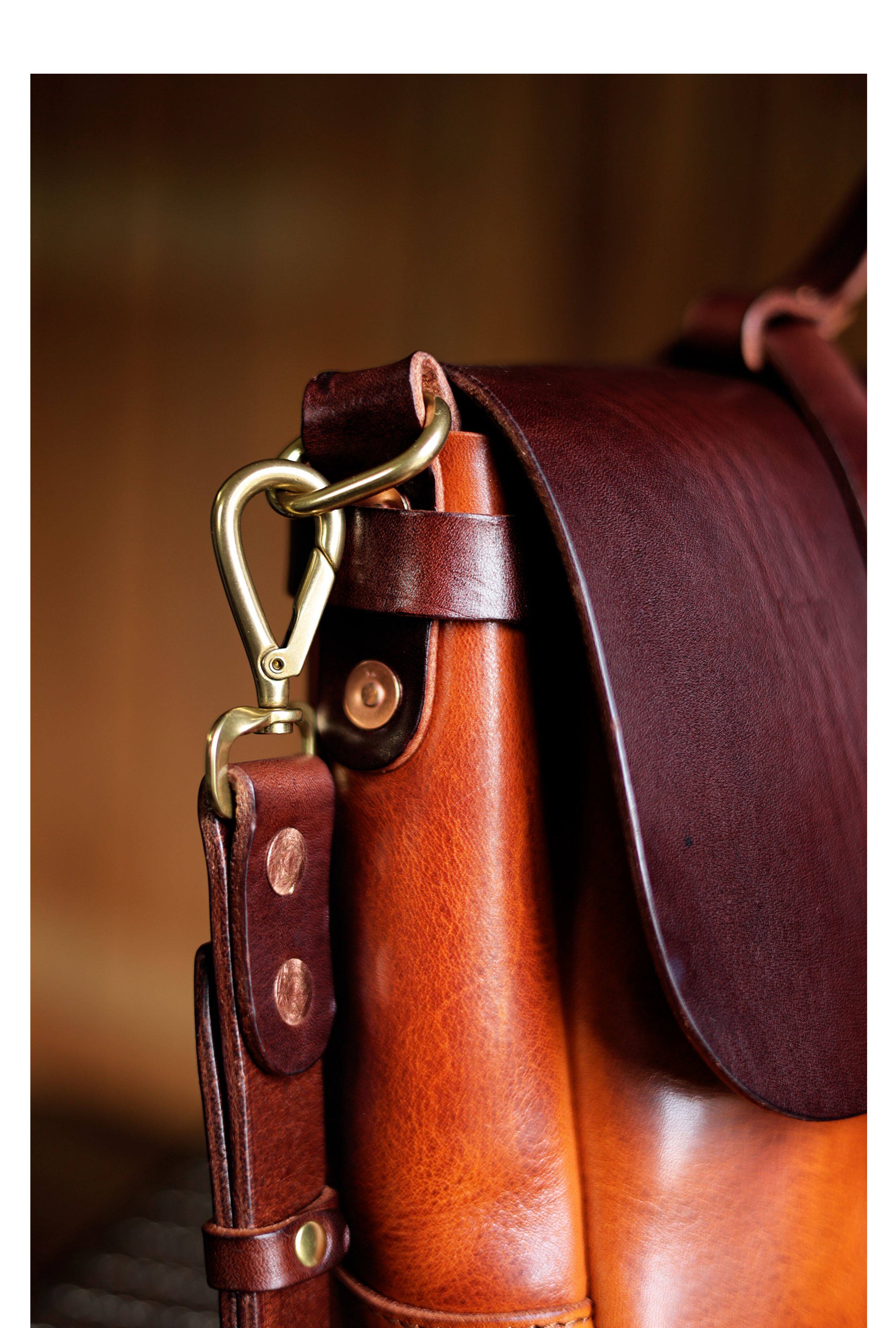 Leather messenger bag