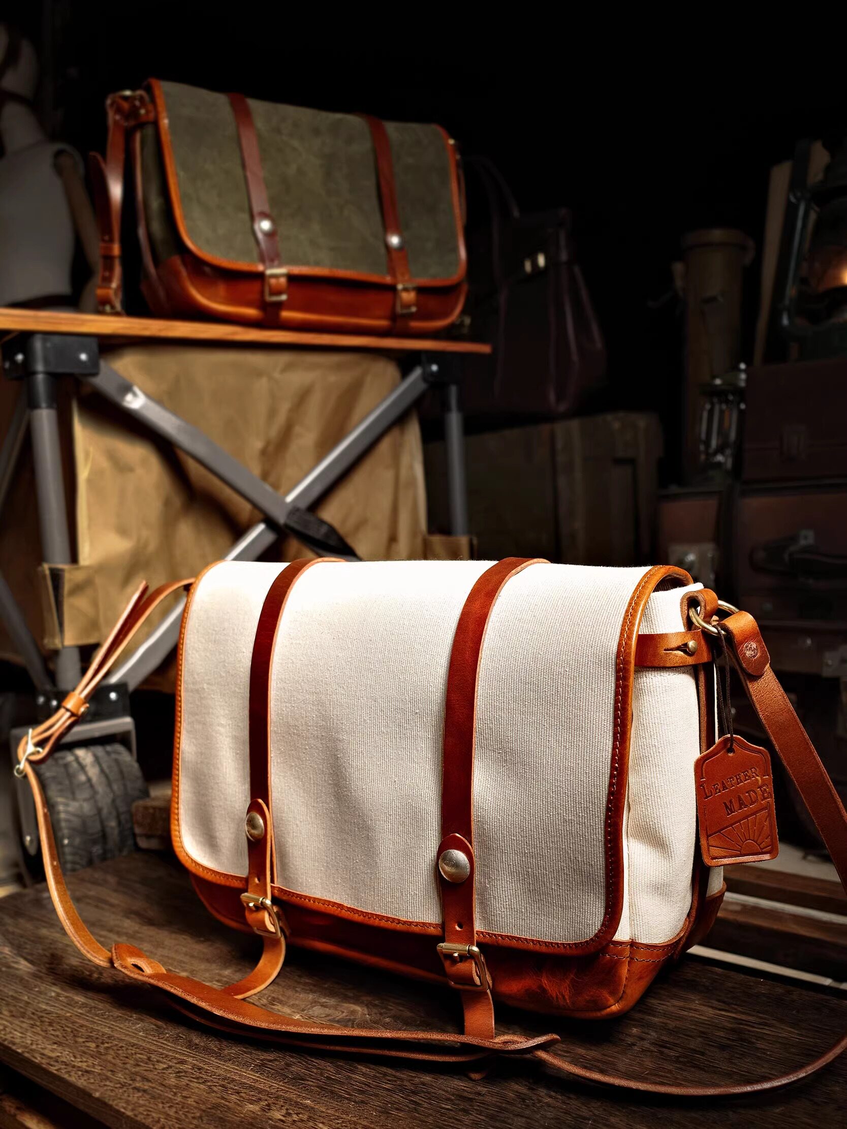 Canvas messenger bag