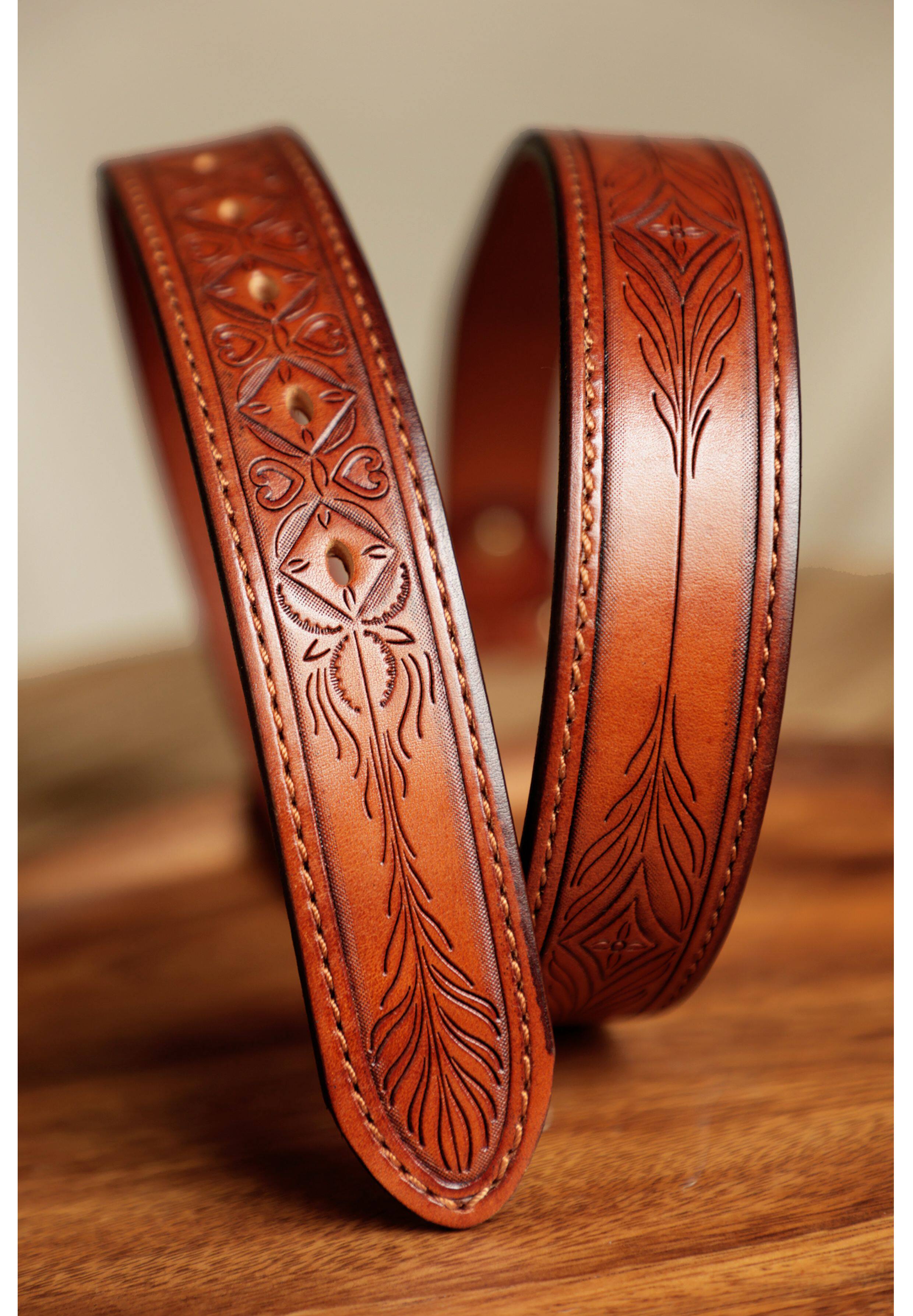 Tuscany hand-carved belt