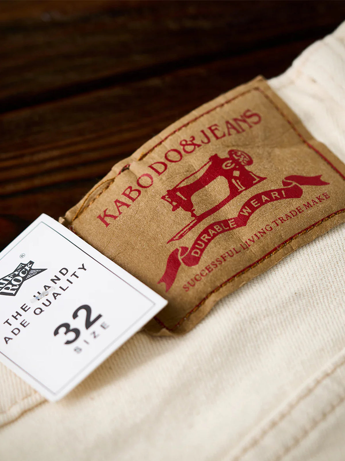 Custom Buttons Off-White Jeans