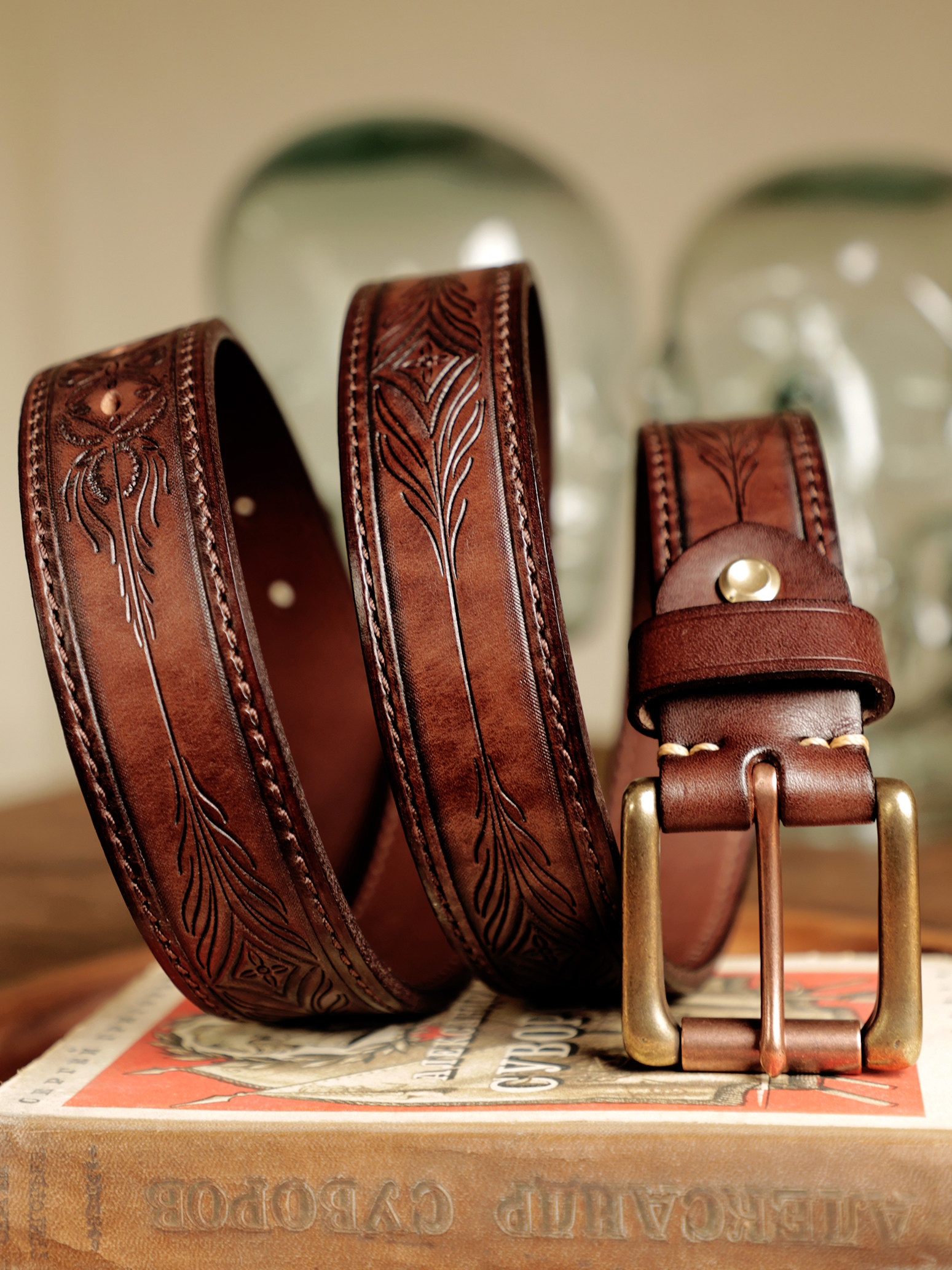 Tuscany hand-carved belt