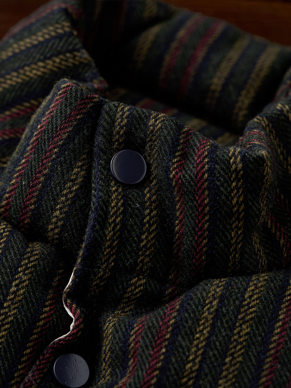 Retro-Style Brushed Stripe Jacquard Vest