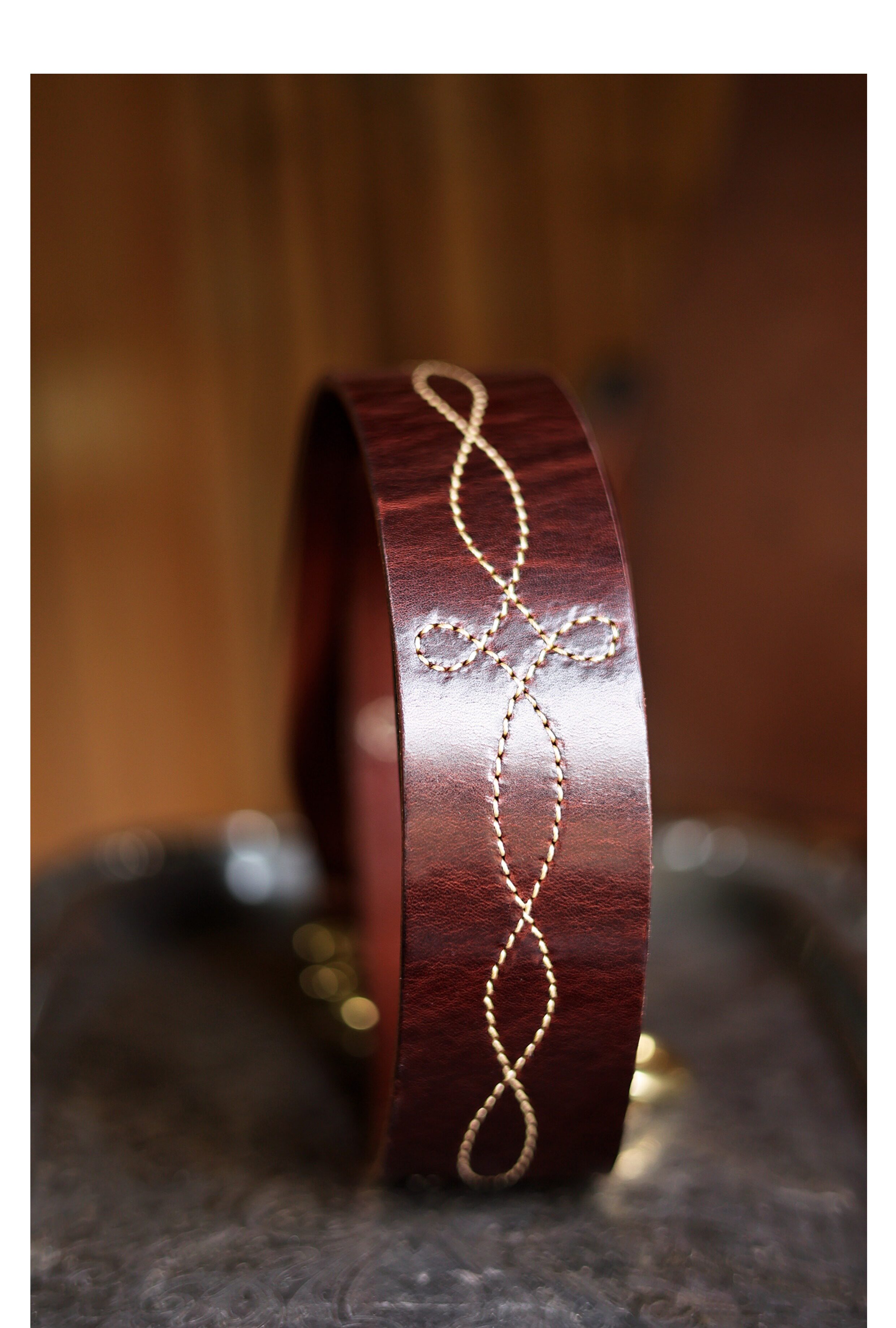 Crossbody saddle bag