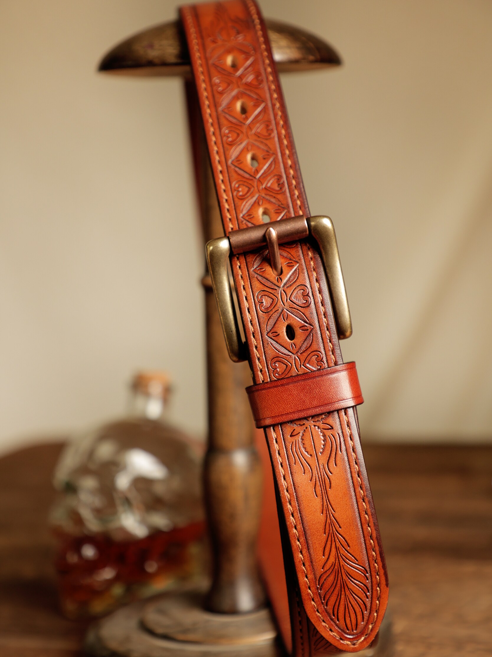 Tuscany hand-carved belt