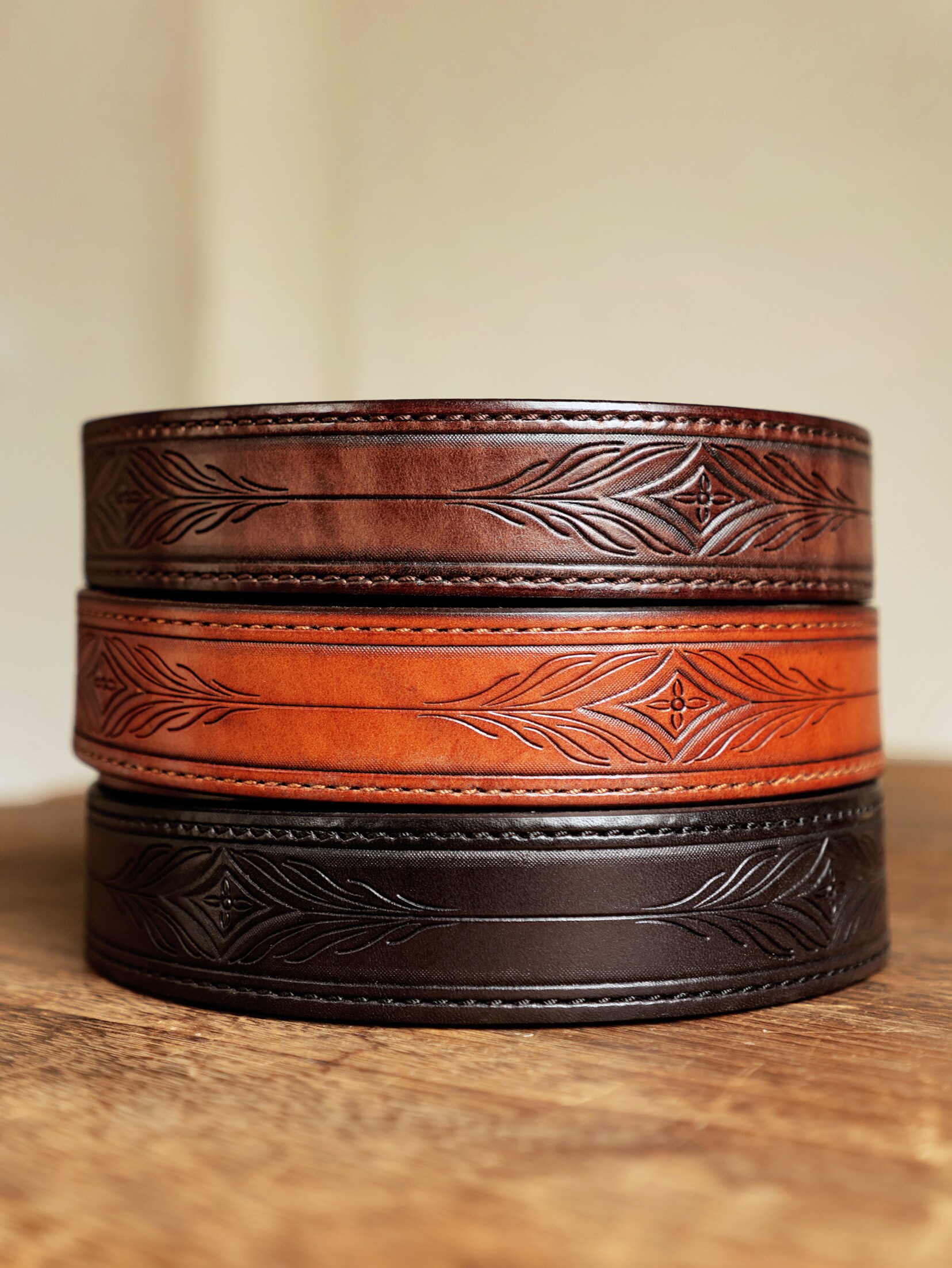 Tuscany hand-carved belt