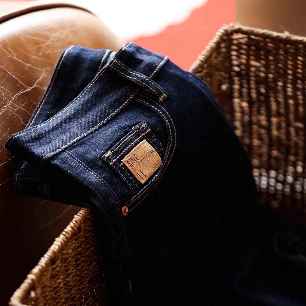 Heavy Stretch Dark Blue Jeans