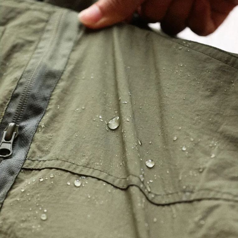 Multi-pocket Waterproof Tactical Shorts